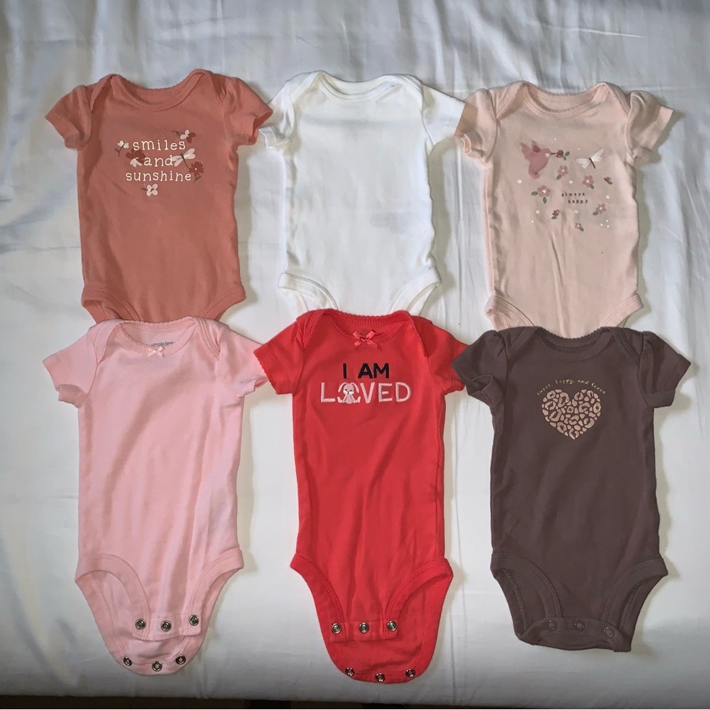 Carter's Newborn Onesies Bundle (6)